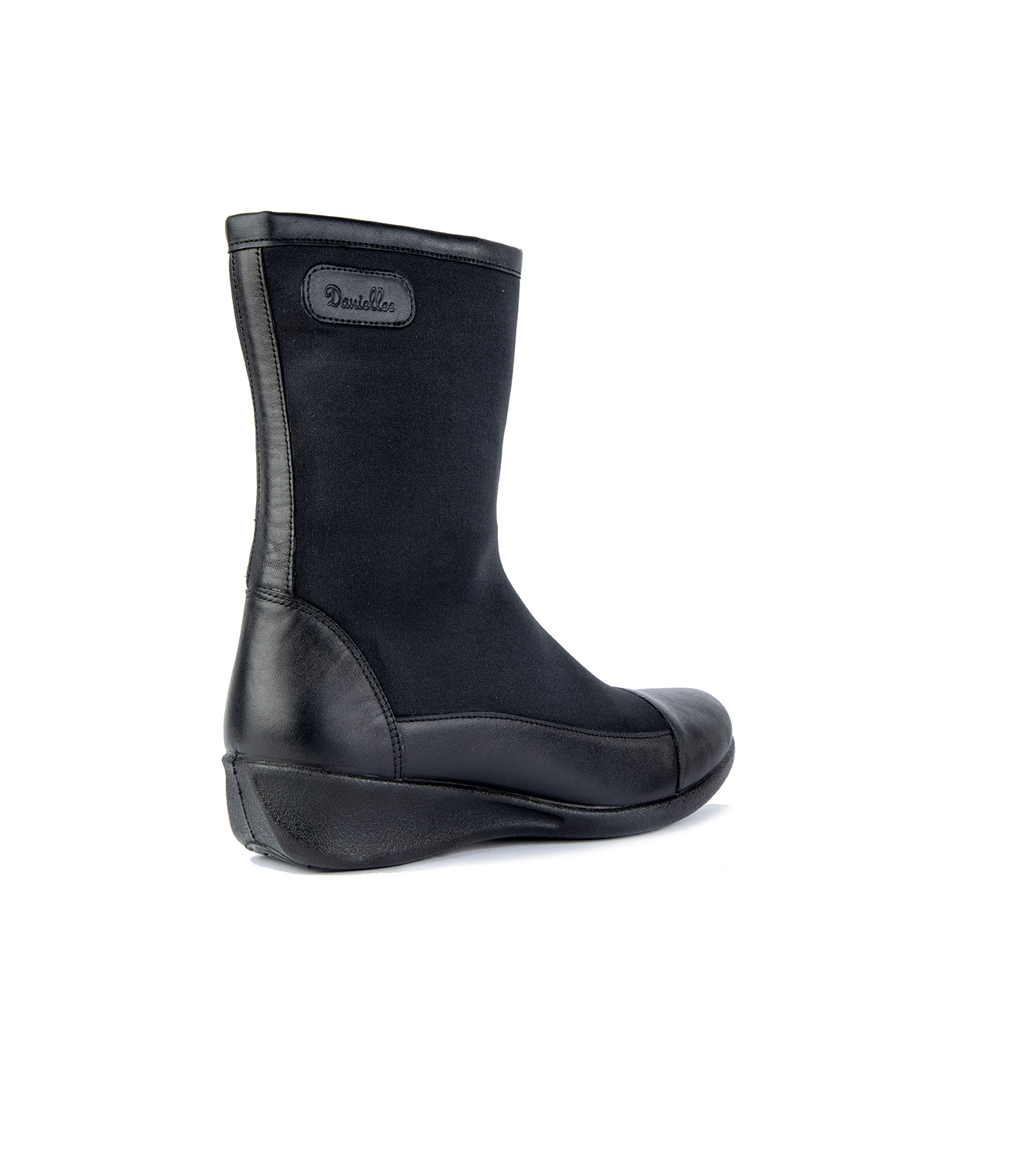 Artenus Bootee MC