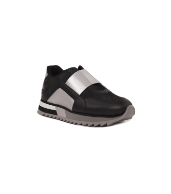 Adore Slipon
