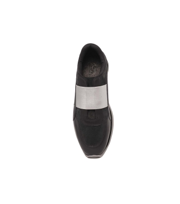 Adore Slipon