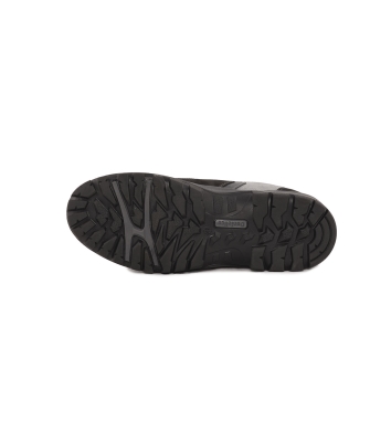 Dani-Track Lace