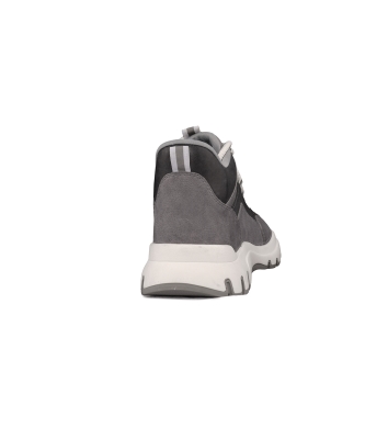 Larisa Sneaker