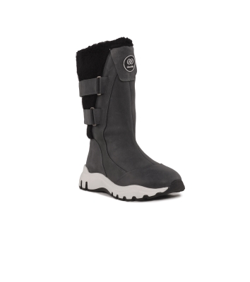 Larisa Bootie MC