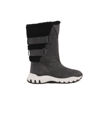 Larisa Bootie MC