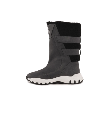 Larisa Bootie MC