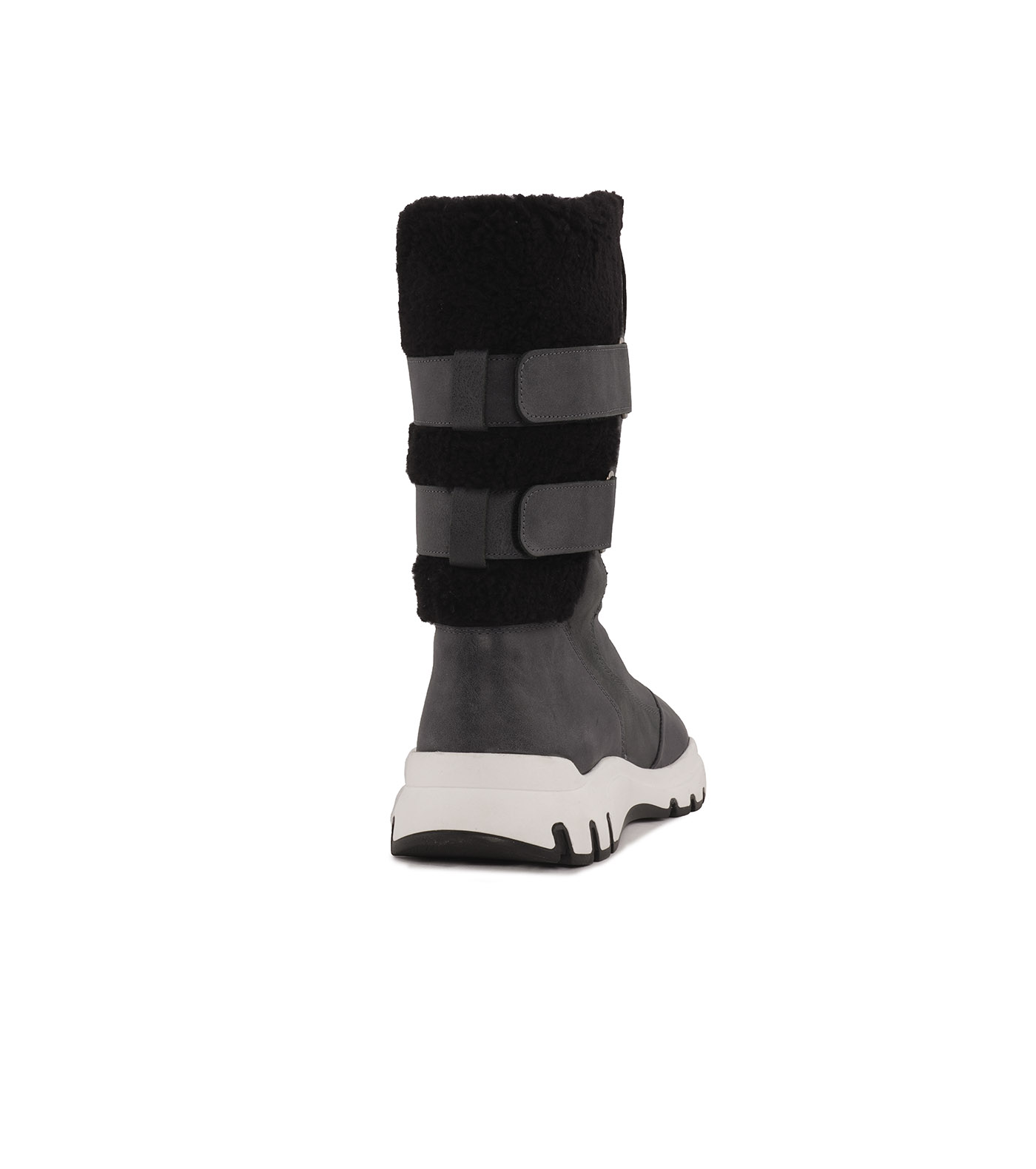 Larisa Bootie MC